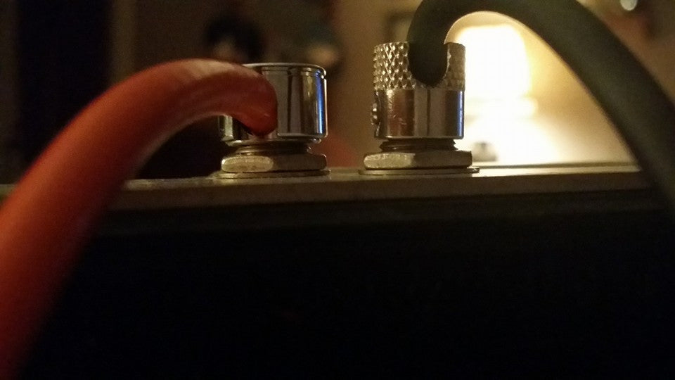 Lava Piston Solder-Free Right Angle Plug - Nickel - LCPTPLGR, Lava Cable - Lark Guitars