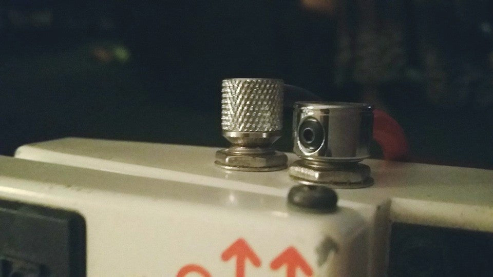 Lava Piston Solder-Free Right Angle Plug - Nickel - LCPTPLGR, Lava Cable - Lark Guitars