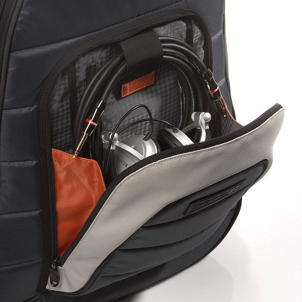 Mono M80 Acoustic Classical/OM Hybrid Case - Jet Black - M80-AC-BLK - Available at Lark Guitars