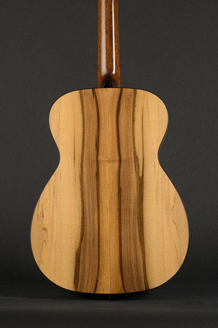 Collings Custom Craft 001 14-Fret Custom Blackheart Sassafras