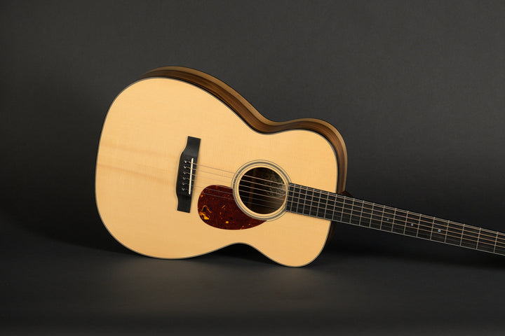 Collings Custom Craft 001 14-Fret Custom Blackheart Sassafras
