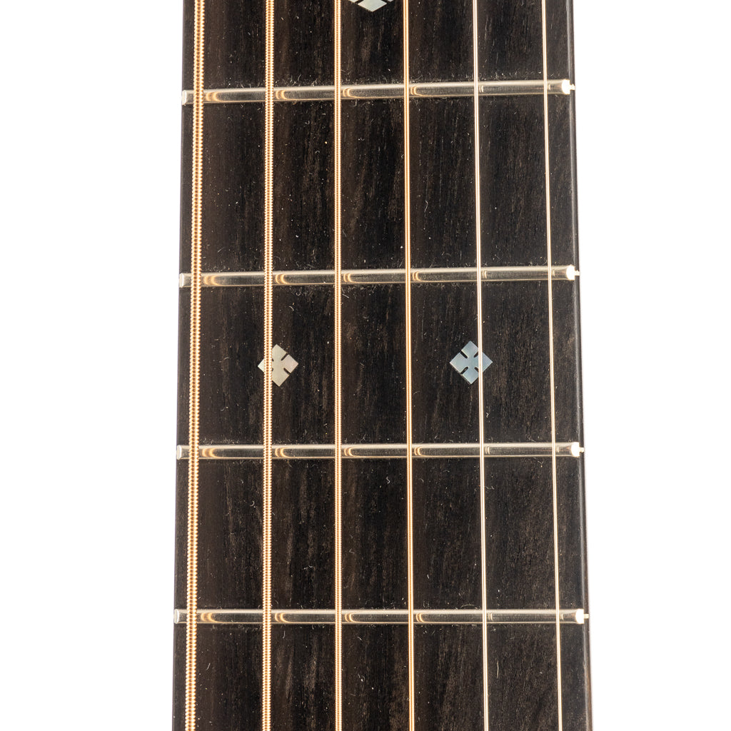 Collings 002H Traditional 14 Fret, Sitka Spruce Top, 1 3/4 Nut - Vintage Satin Natural (862)