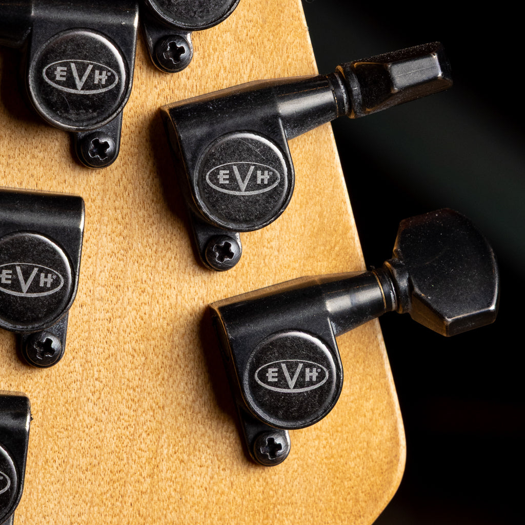 EVH Custom Shop Wolfgang - Bulk/White Strip Relic (42A)