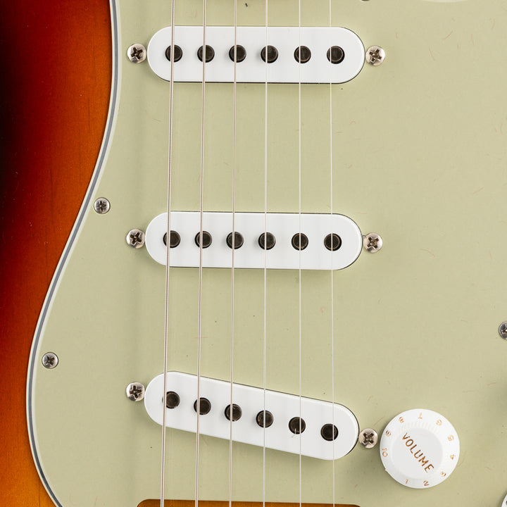 Fender Custom Shop 1965 Stratocaster Journeyman Relic - Aged 3 Tone Sunburst (663)