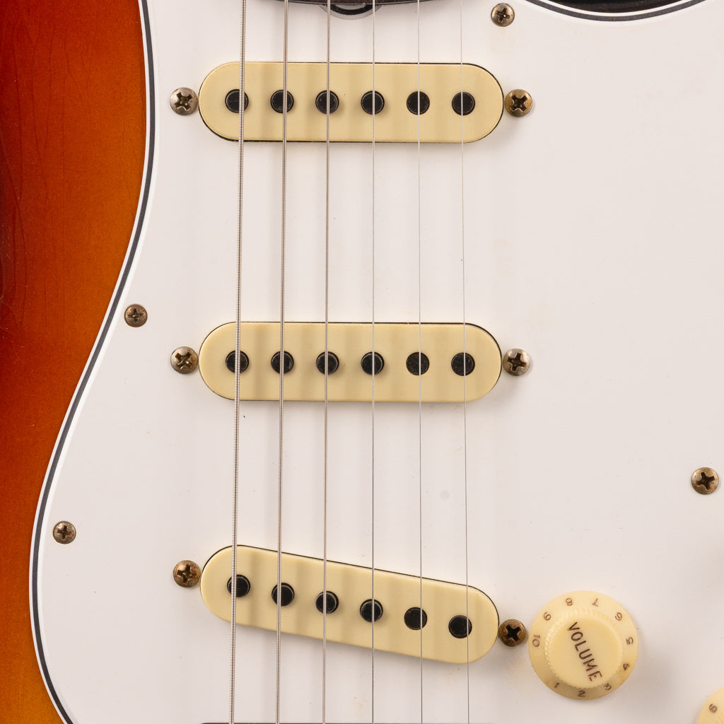 Fender Custom Shop 1964 Stratocaster Relic - 3 Color Sunburst (308)