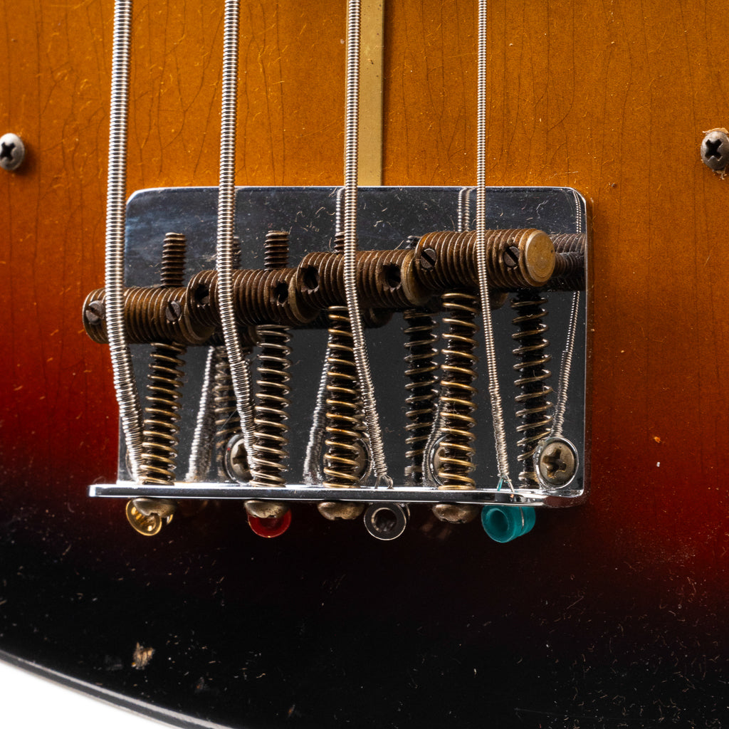 Fender Custom Shop Limited Edition 1960 Jazz Bass Relic - 3 Tone Sunburst (834)