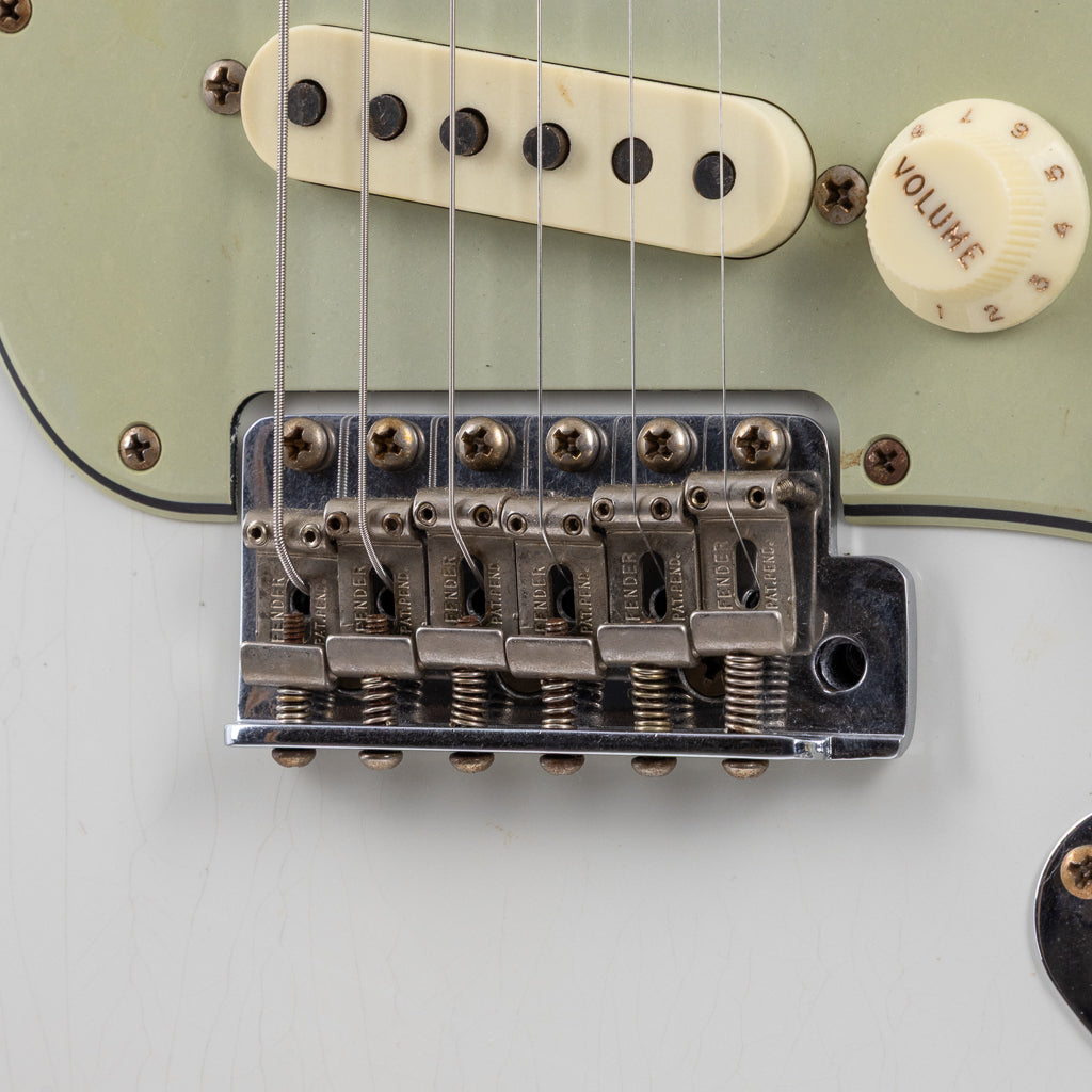 Fender Limited 1964 L-Series Stratocaster Journeyman Relic - Aged Olympic White (745)