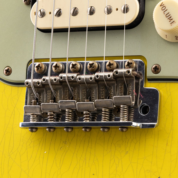 Fender Custom Shop 1962 Stratocaster  Relic - Graffiti Yellow (421)