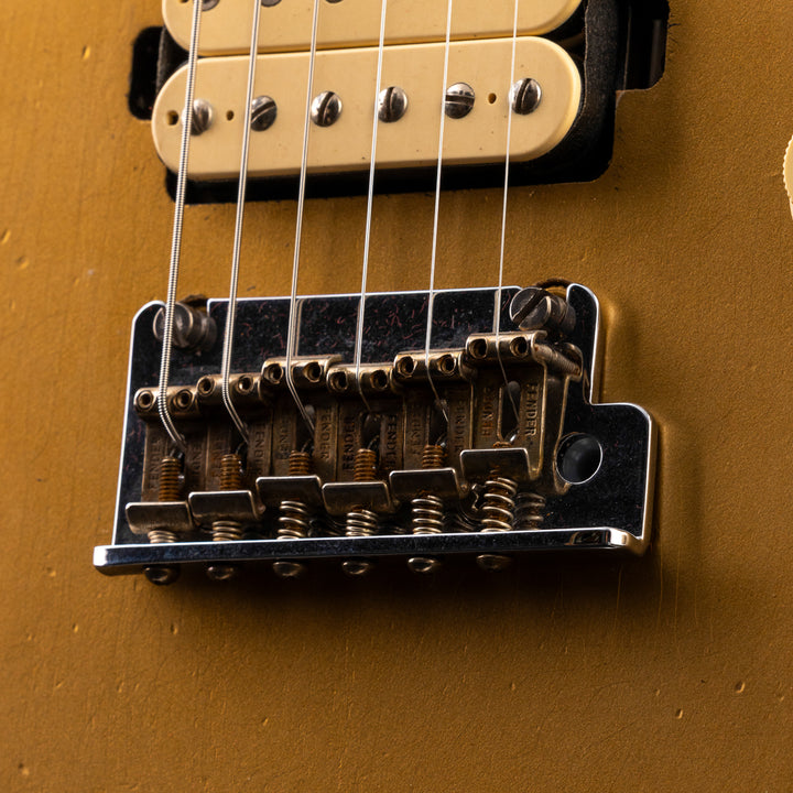 Fender Custom Shop Lark Limited 10 “Wild Horse” 1963 HS Stratocaster Heavy Relic - HLE Gold (397)