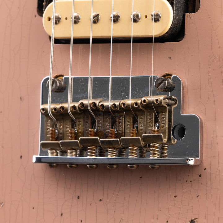 Fender Custom Shop Lark Limited 10 “Wild Horse” 1963 HS Stratocaster Heavy Relic - Shell Pink (071)