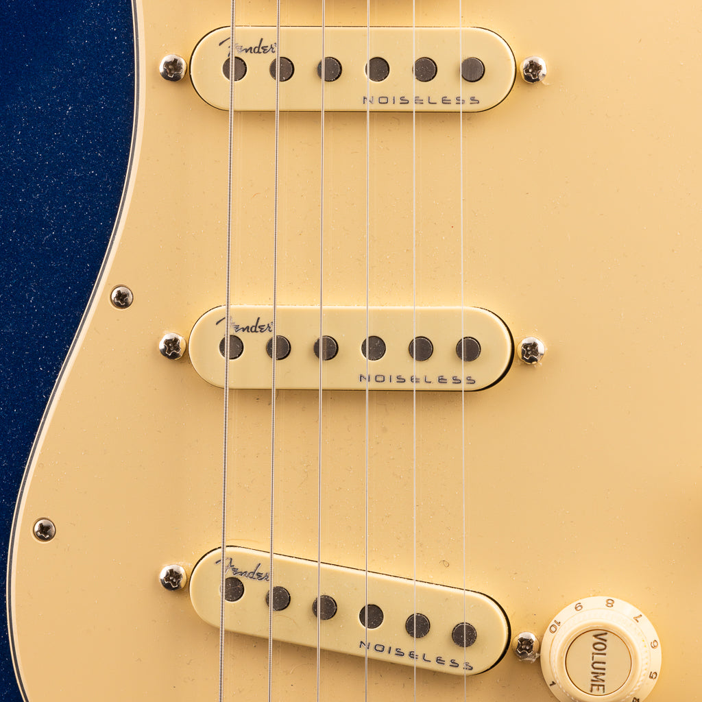 Fender American Ultra Stratocaster - Cobra Blue (368)