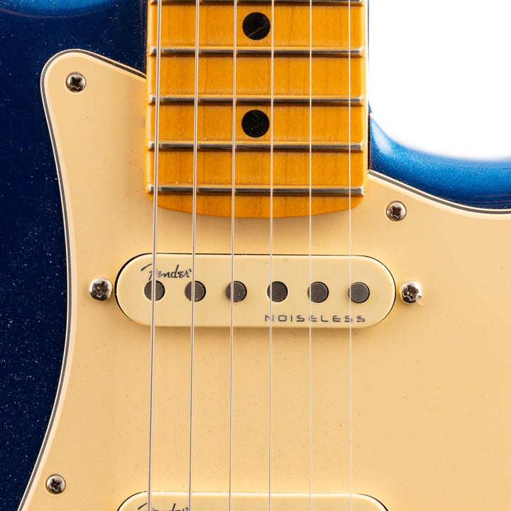 Fender American Ultra Stratocaster - Cobra Blue (368)