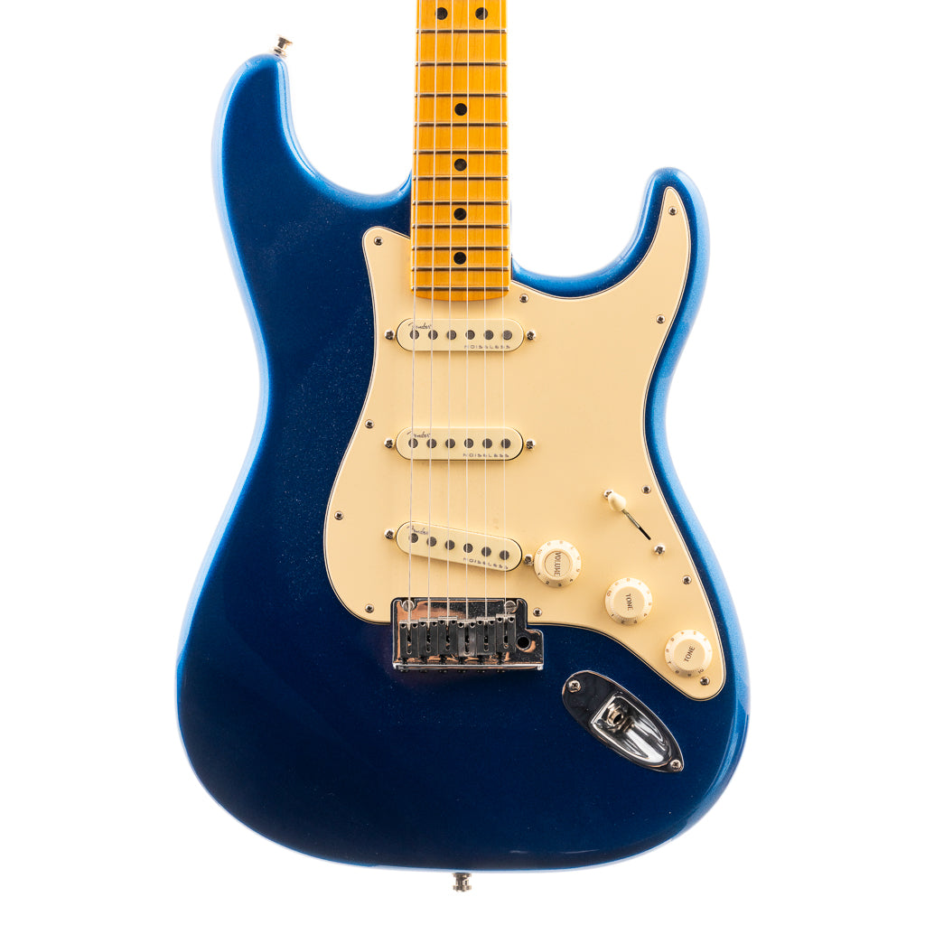 Fender American Ultra Stratocaster - Cobra Blue (368)
