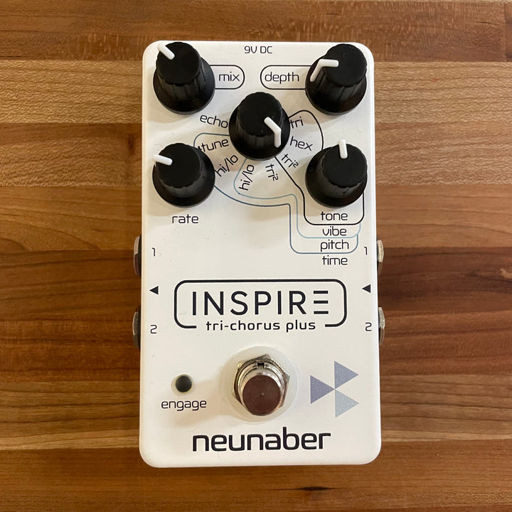 Neunaber Inspire Tri-Chorus Plus - Special Edition White
