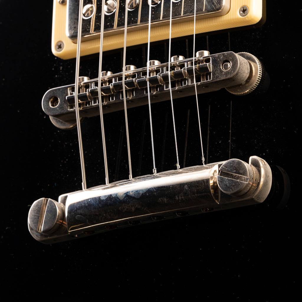 Collings I-35 Deluxe - Jet Black Top / Doghair Back & Sides