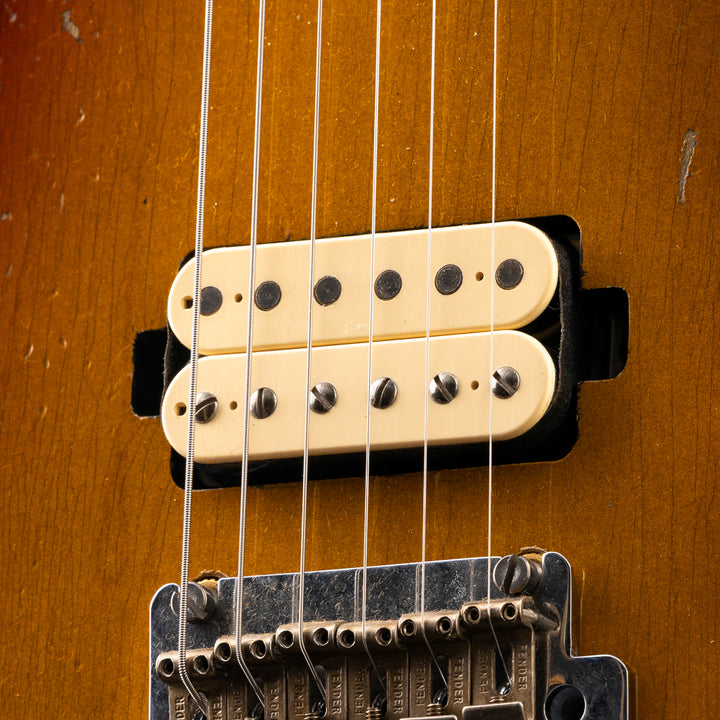 Fender Custom Shop Lark Limited 10 “Wild Horse” 1963 HS Stratocaster Heavy Relic - 3 Tone Sunburst (251)